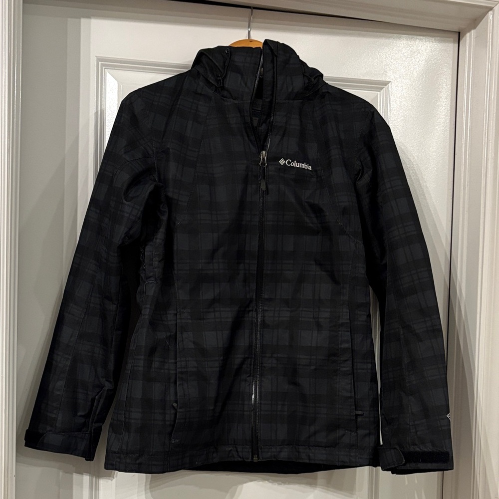 Columbia Waterproof Outdoor Jacket